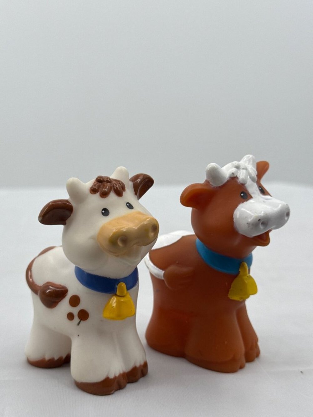Vtg Fisher Price Little People Farm Cow Figures Lot 2 Coquette Cottage